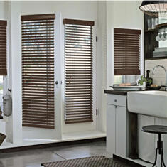 Деревянные жалюзи для сантехнического шкафа цена. Купить в «Мастерская Жалюзи»