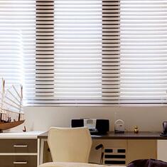 Горизонтальные жалюзи для гостиницы цена. Купить в «Мастерская Жалюзи»