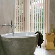 Пластиковые жалюзи для ванной комнаты на окна цена. Купить в «Мастерская Жалюзи»